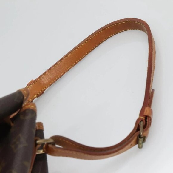 LOUIS VUITTON Monogram Noe Shoulder Bag - Picture 8 of 16